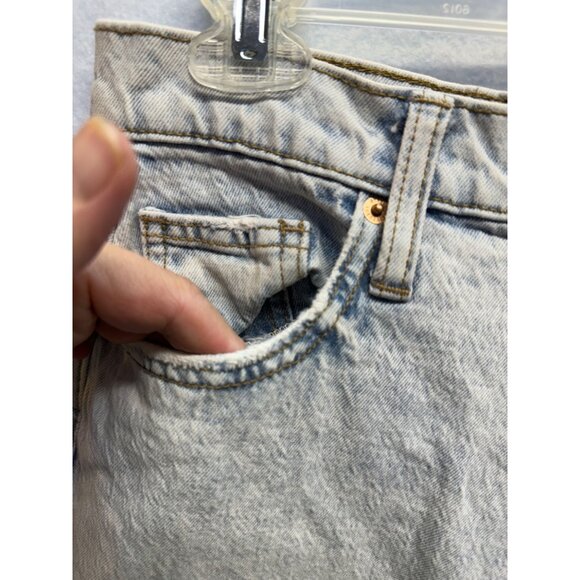 Universal Thread Straight Leg Light Wash High Rise Jeans Size 8/29 Regular - Picture 3 of 9